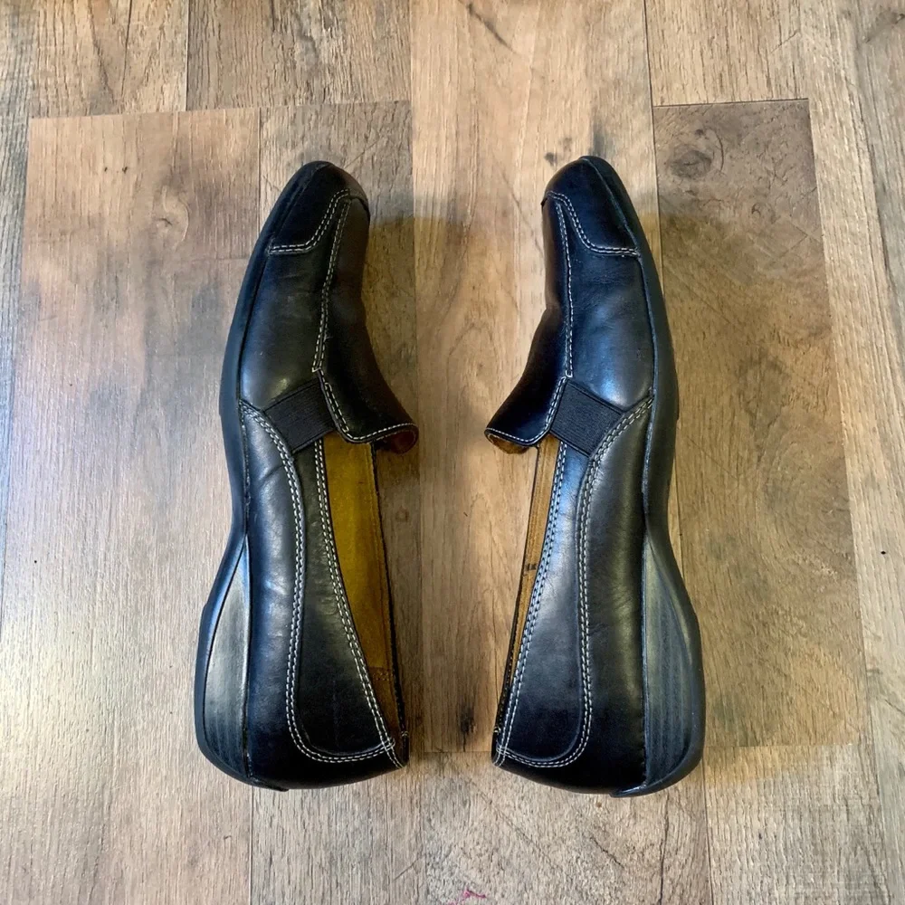 Natural Soul Black Camelia Loafer Size 10W